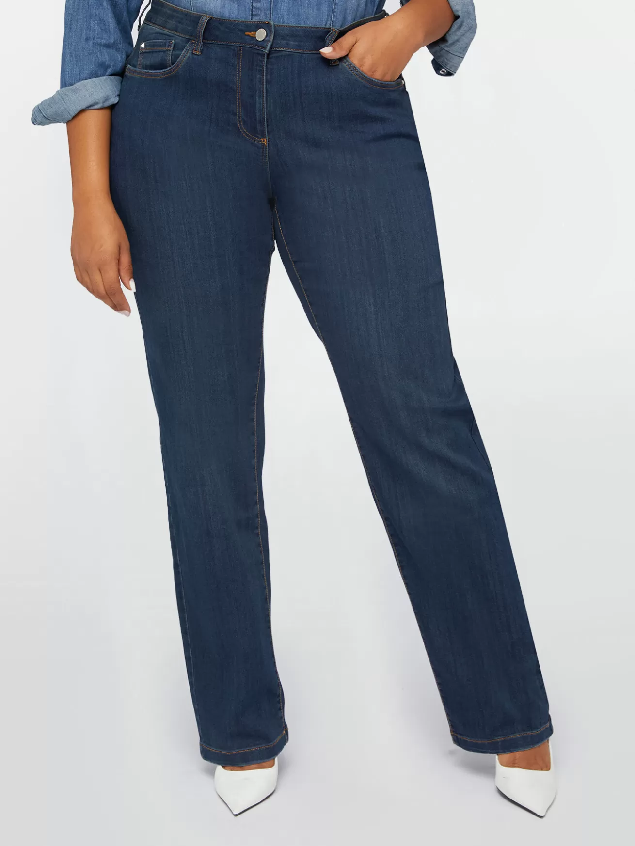 Shop Fiorella Rubino Jeans Regular Blu