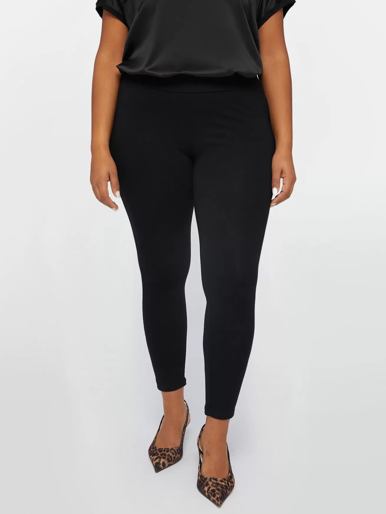 Sale Fiorella Rubino Leggings Tinta Unita Nero