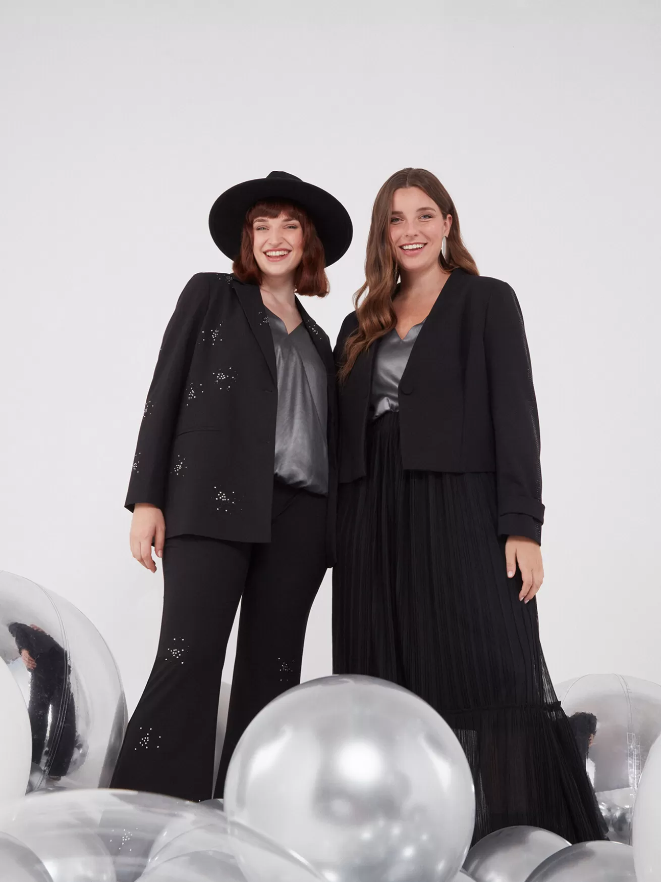 Outlet Fiorella Rubino Pantaloni Flare Con Punti Luce Nero