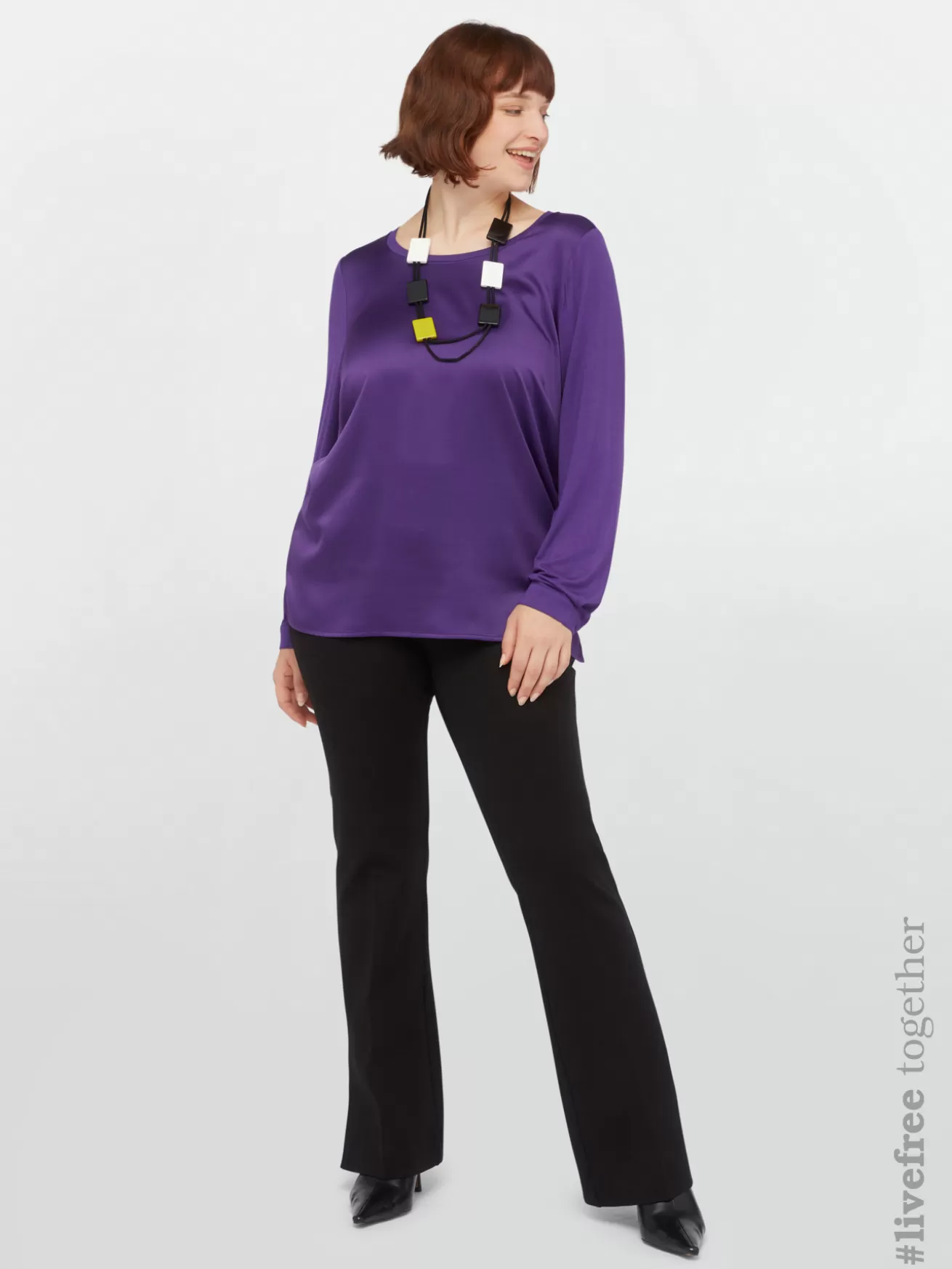 Sale Fiorella Rubino Pantaloni Flare In Viscosa LENZING™ ECOVERO™ Nero