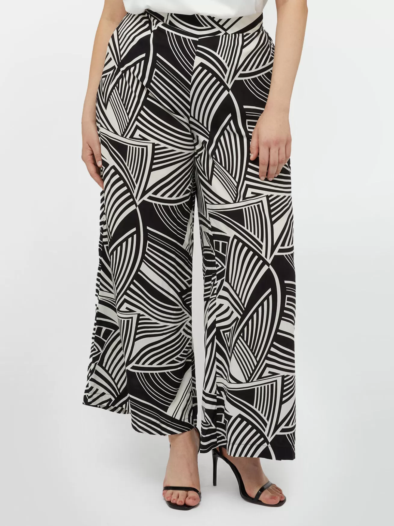Outlet Fiorella Rubino Pantaloni Stampati Nero